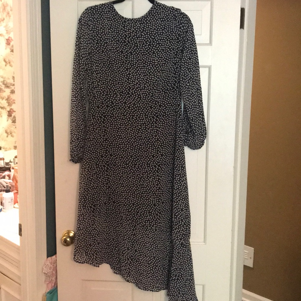 Who what wear Asymmetrical patterned dress